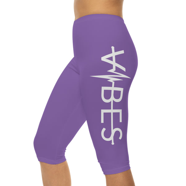 Street Vibes Women’s Capri Leggings (AOP)